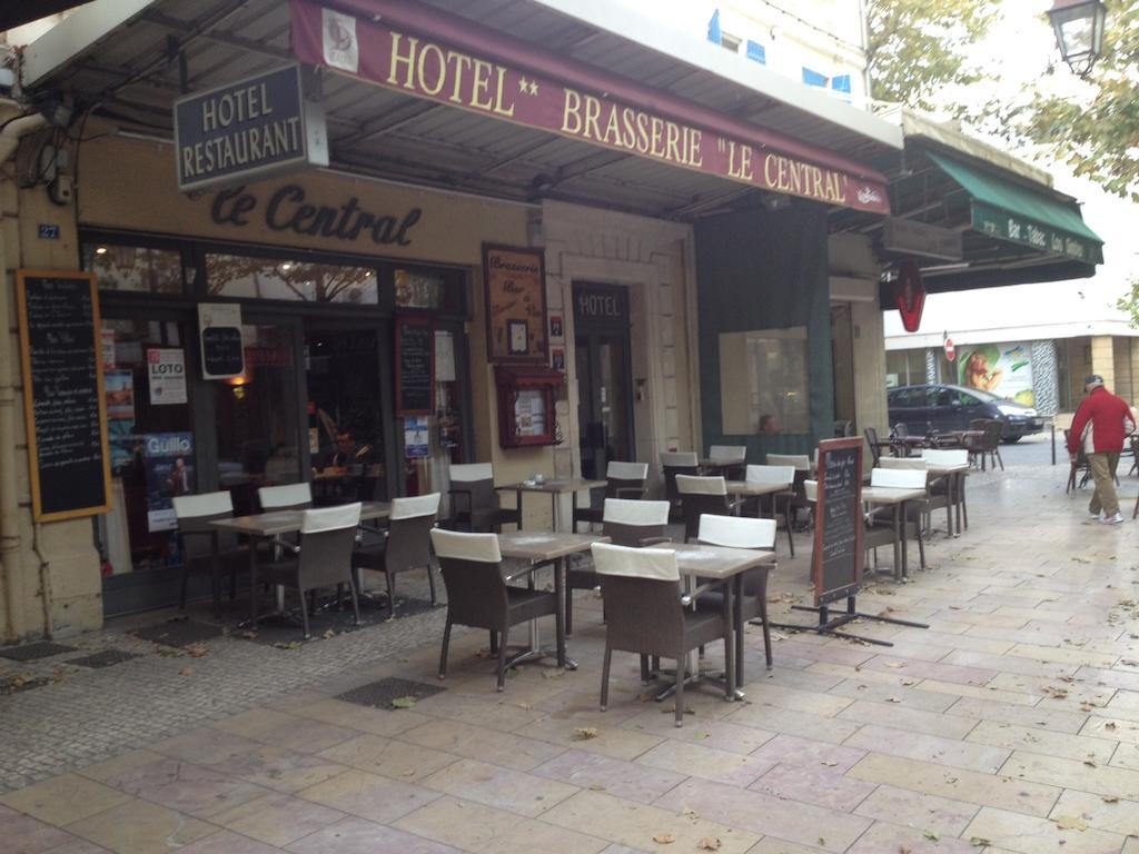Hotel Restaurant Le Central Châteaurenard Kültér fotó