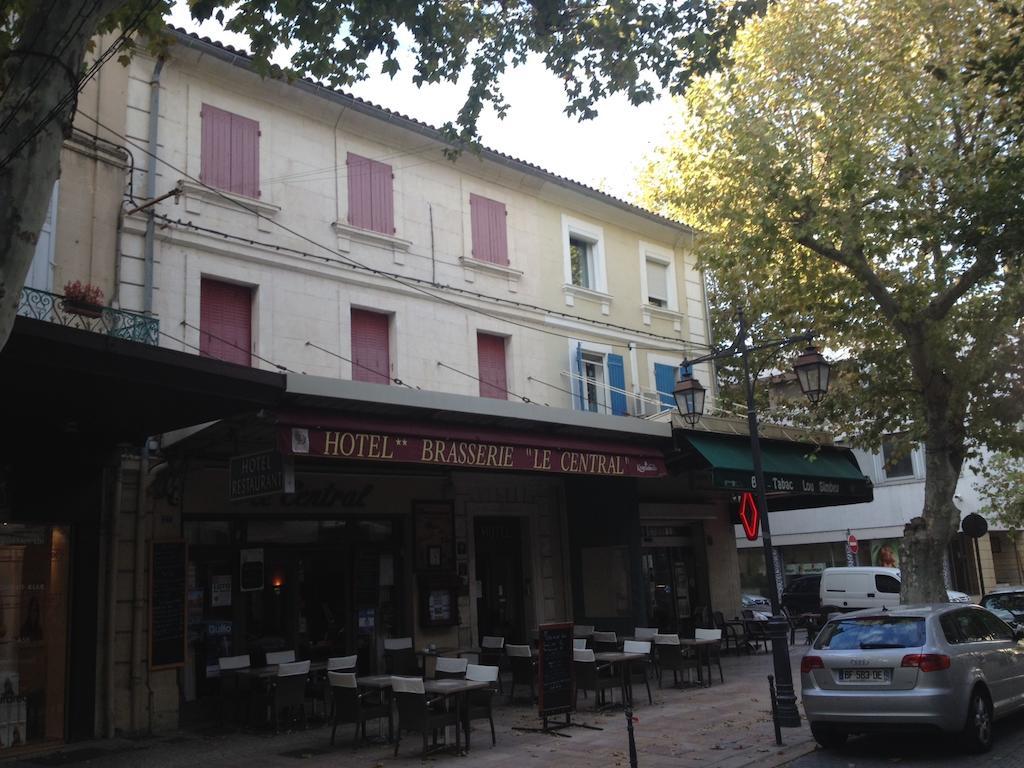 Hotel Restaurant Le Central Châteaurenard Kültér fotó